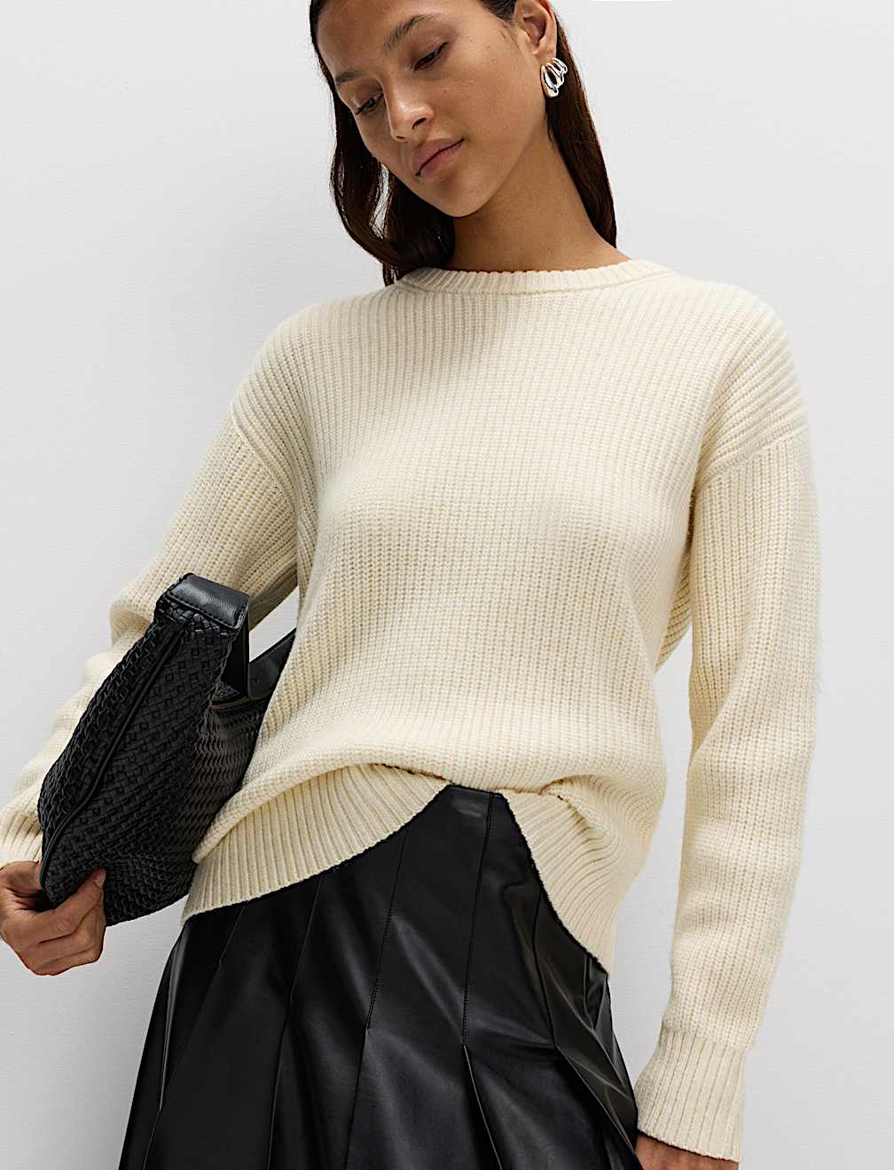 Cloud-Yarn Ribbed Crew Neck Jumper