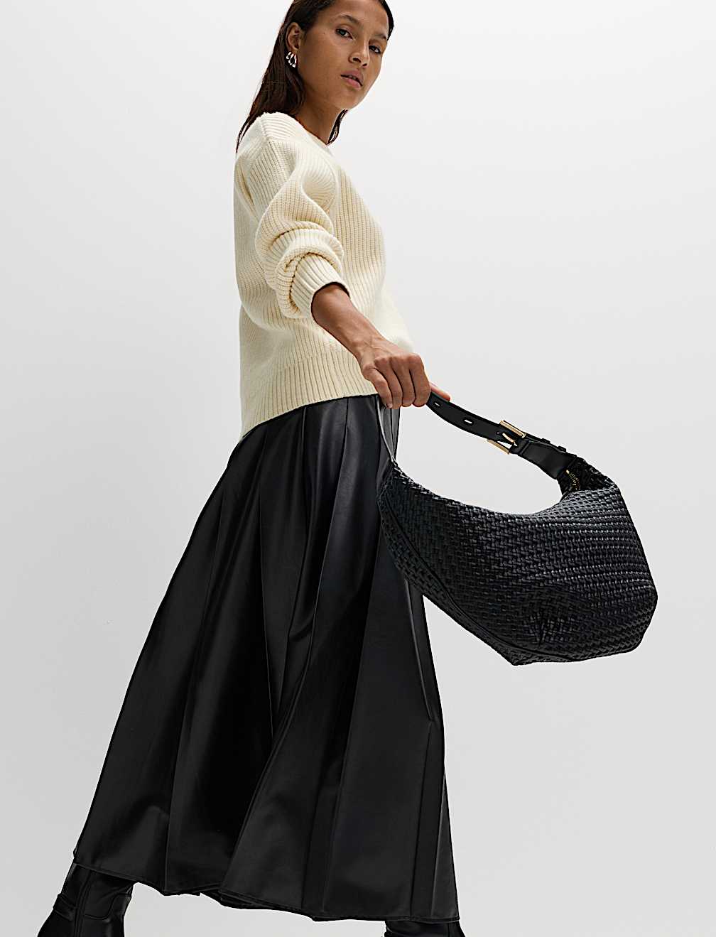 Cloud-Yarn Ribbed Crew Neck Jumper