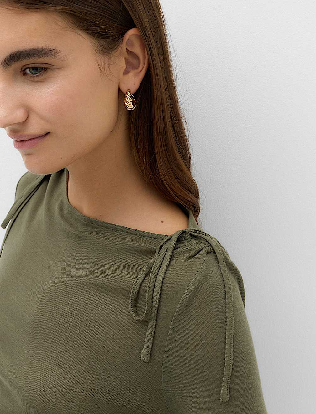 Tie Shoulder Long Sleeve Top With Wool