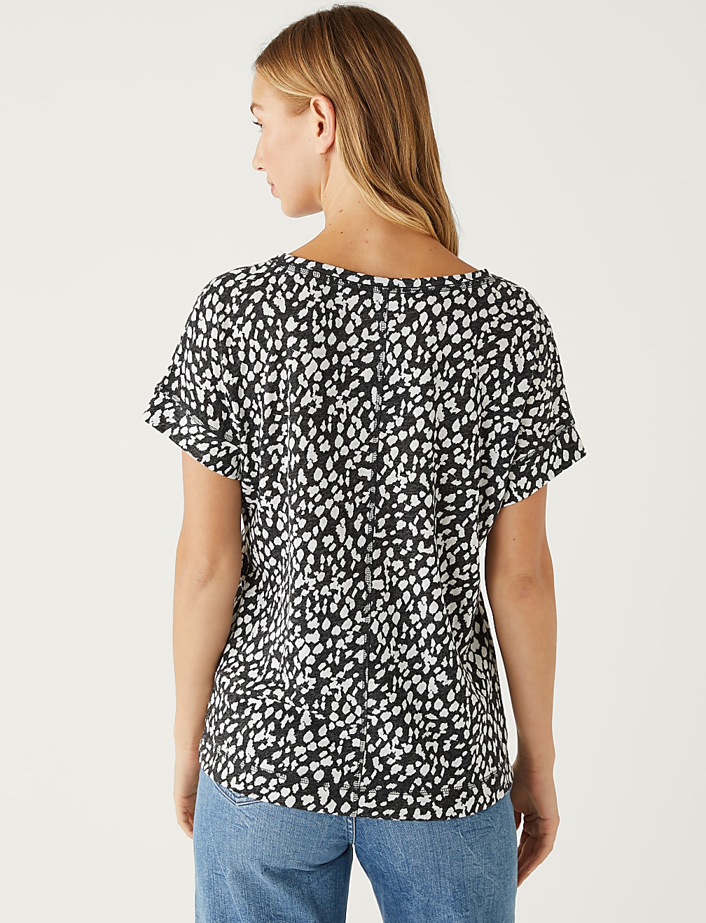 Linen Rich Printed V-Neck T-Shirt