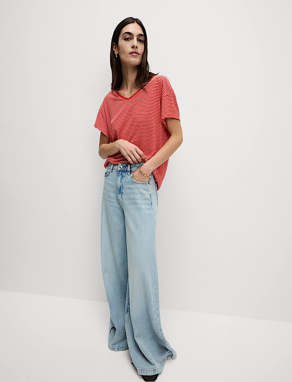 Linen Blend Striped V-Neck T-Shirt