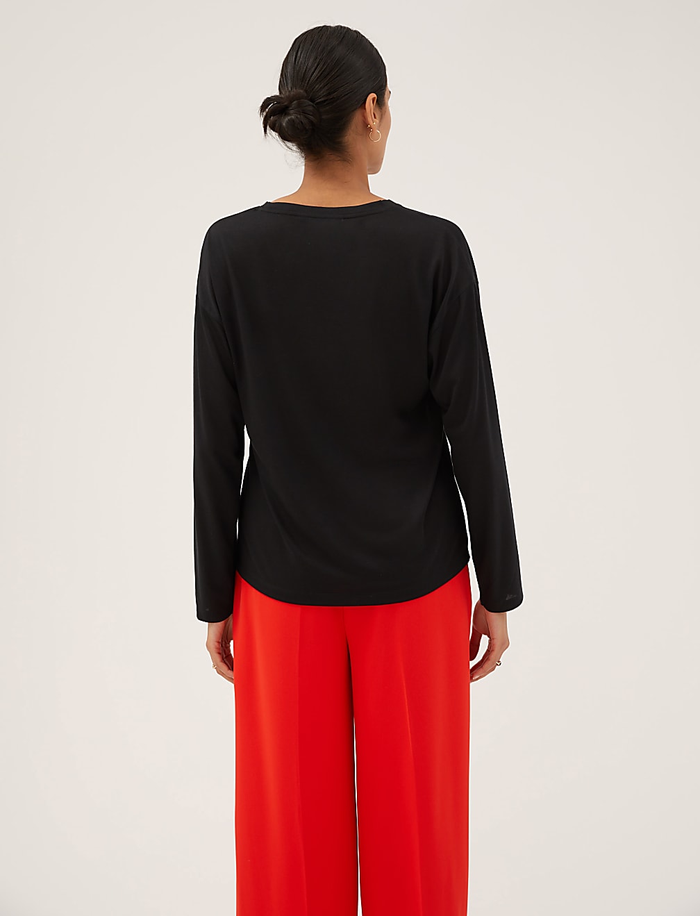 V-Neck Relaxed Long Sleeve Top