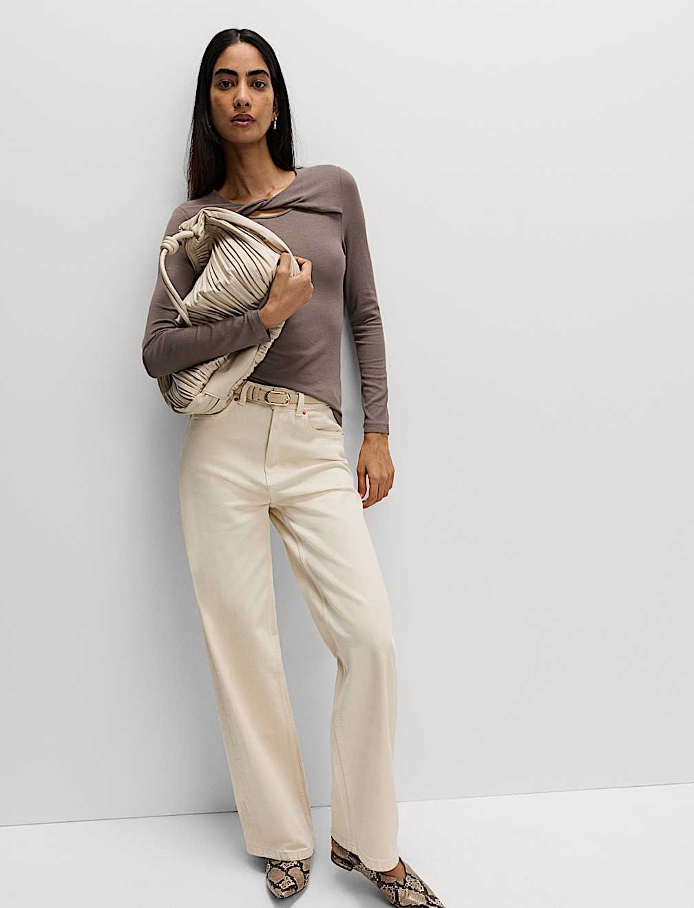 Ribbed Twist Front Top