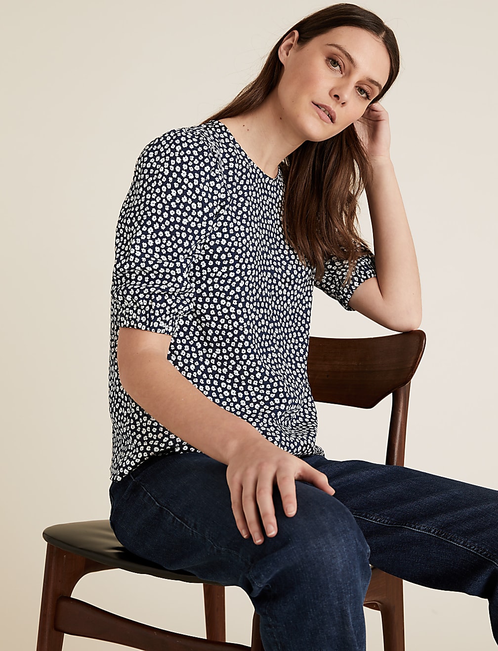Ditsy Floral Round Neck Puff Sleeve Top