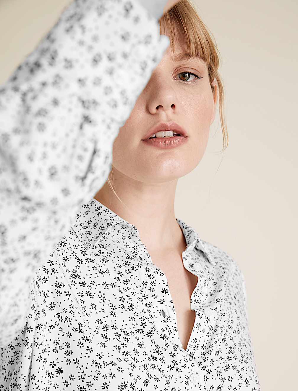 Ditsy Floral Collared Long Sleeve Shirt