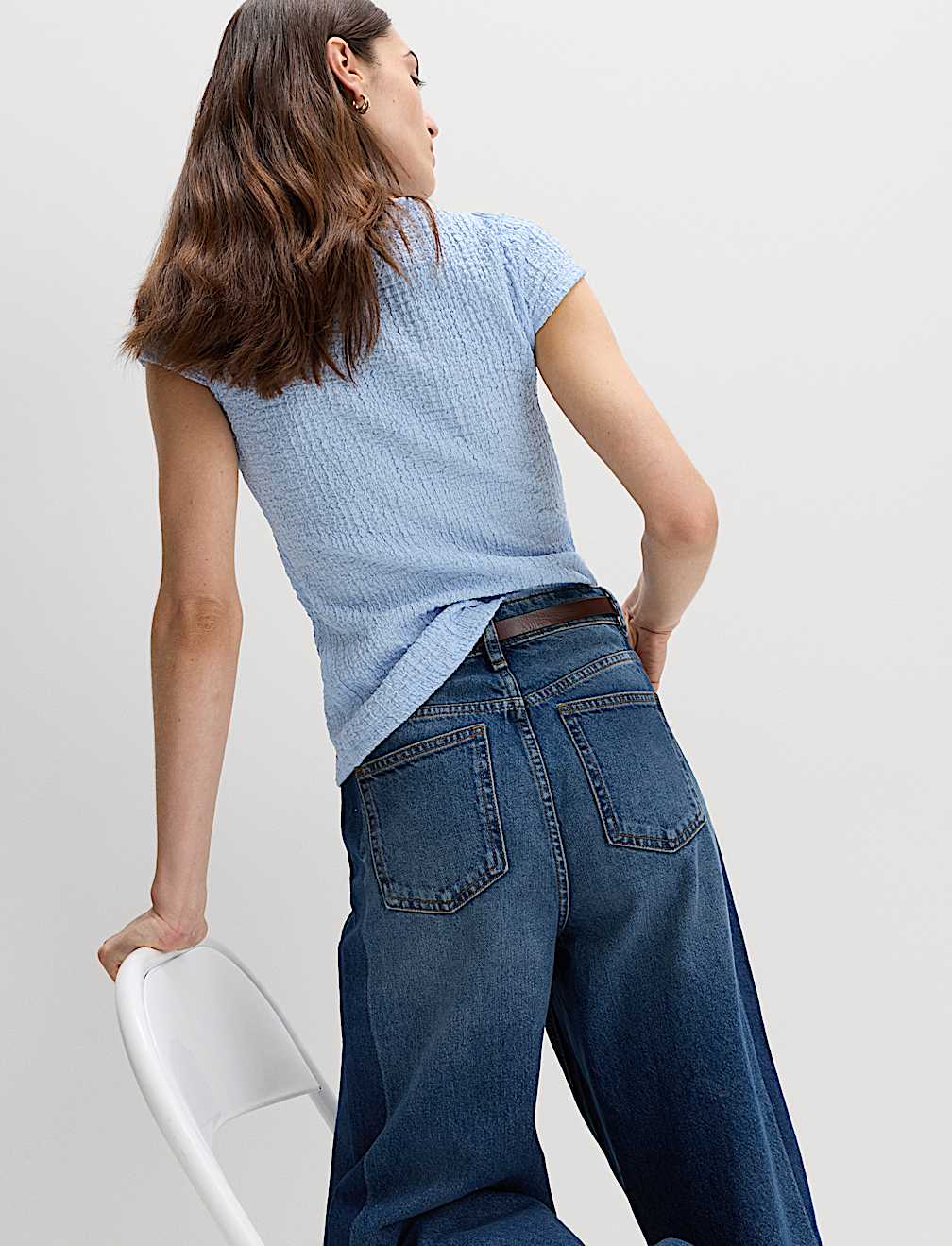 Textured Keyhole Top