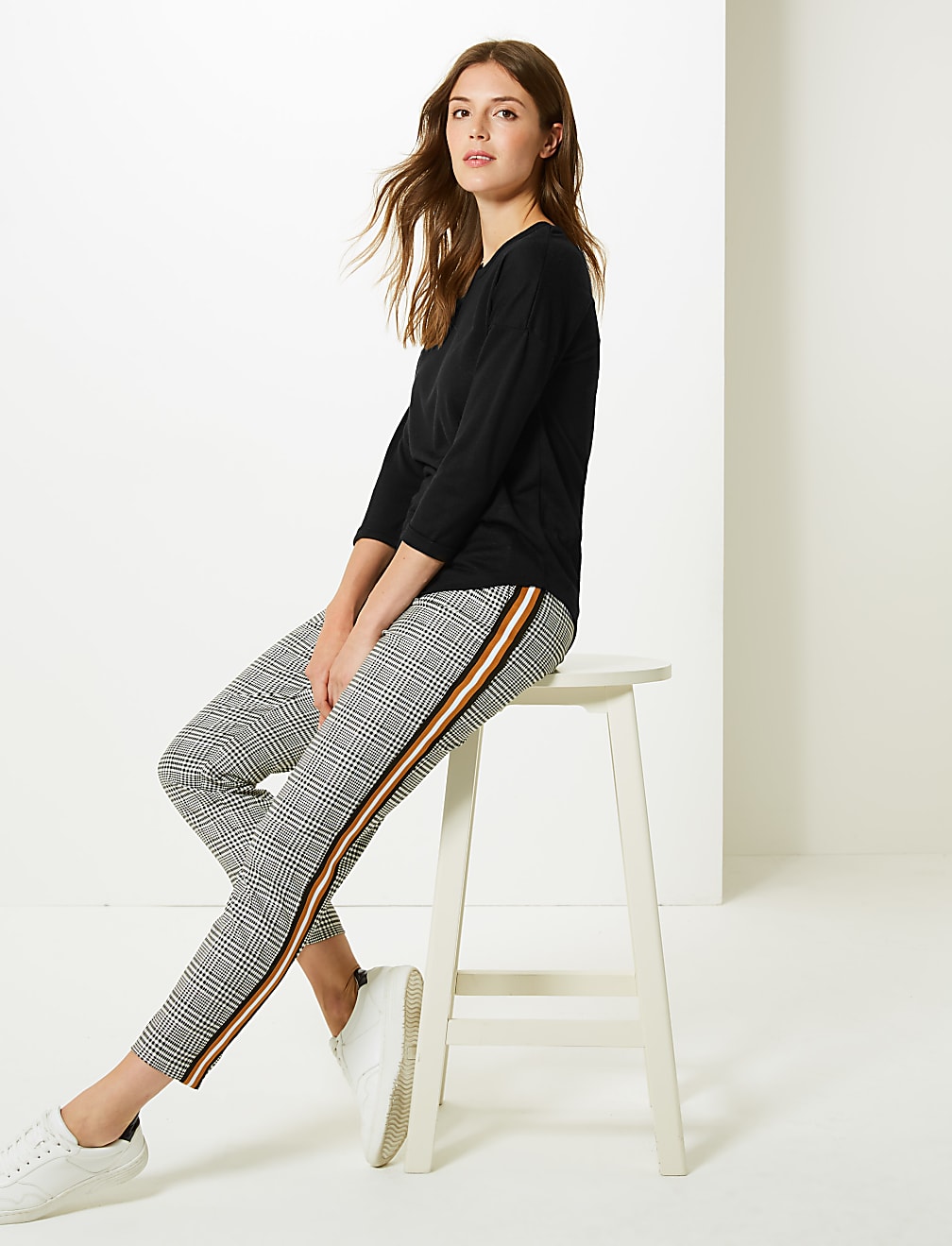 Relaxed Fit 3/4 Sleeve T-Shirt with Linen