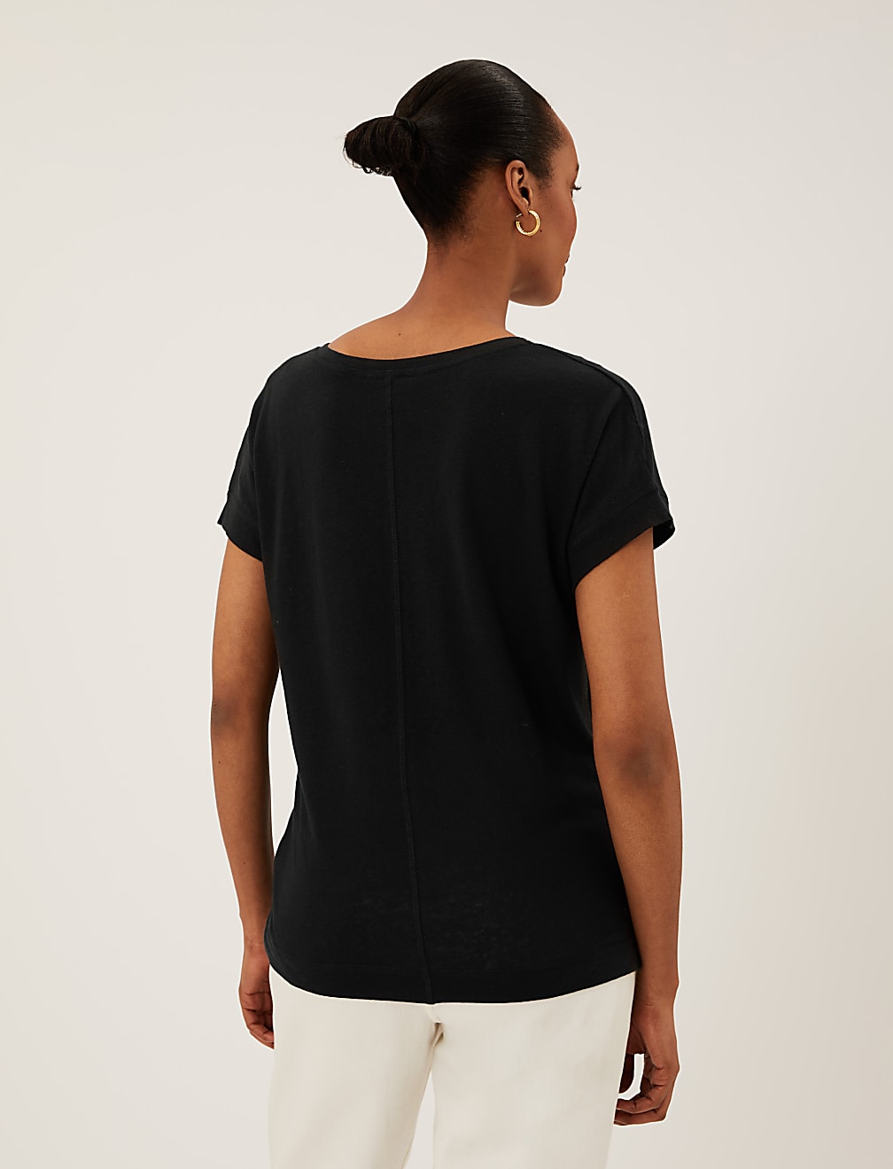 Linen Rich V-Neck Short Sleeve T-Shirt