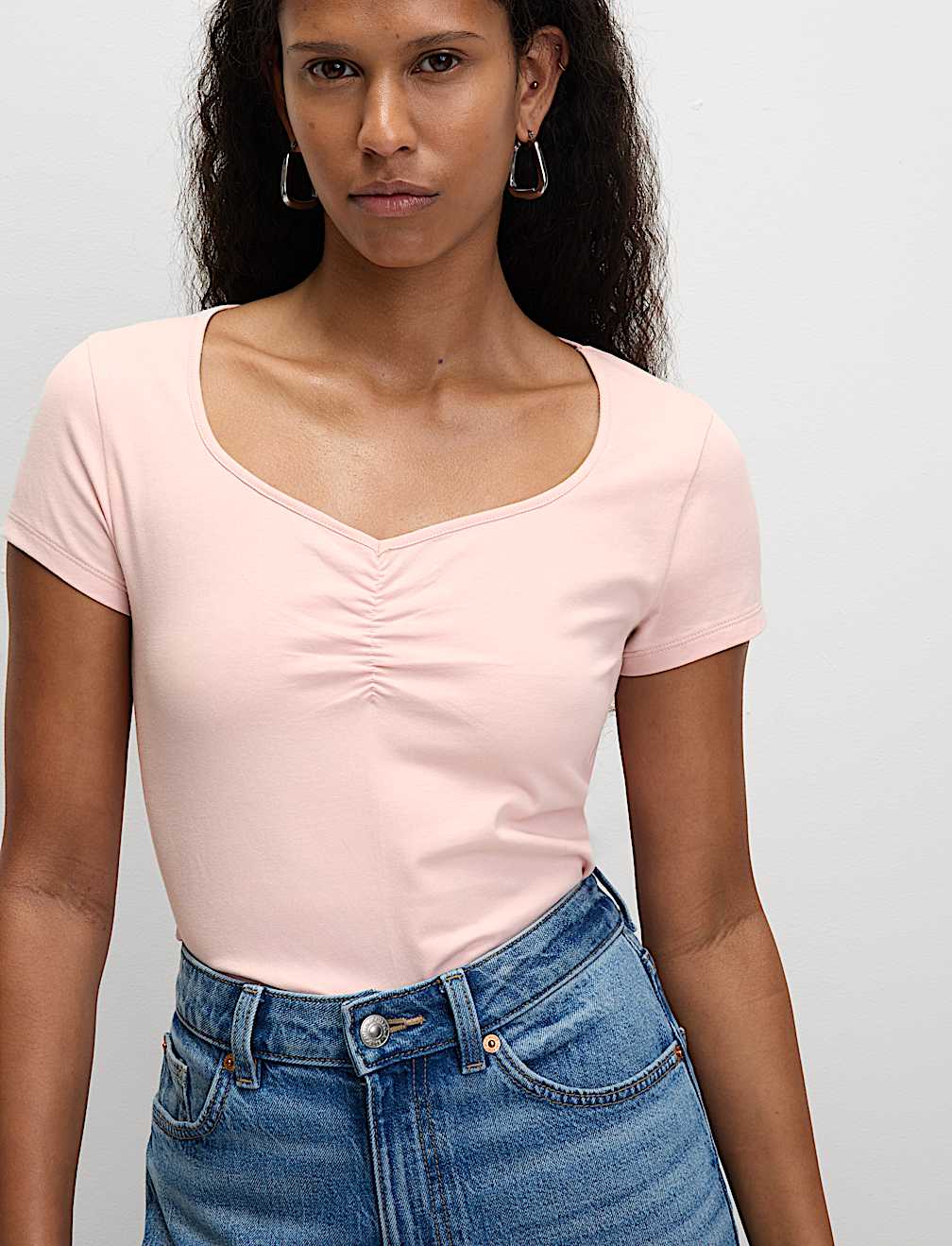 Sweetheart Neck Slim Top