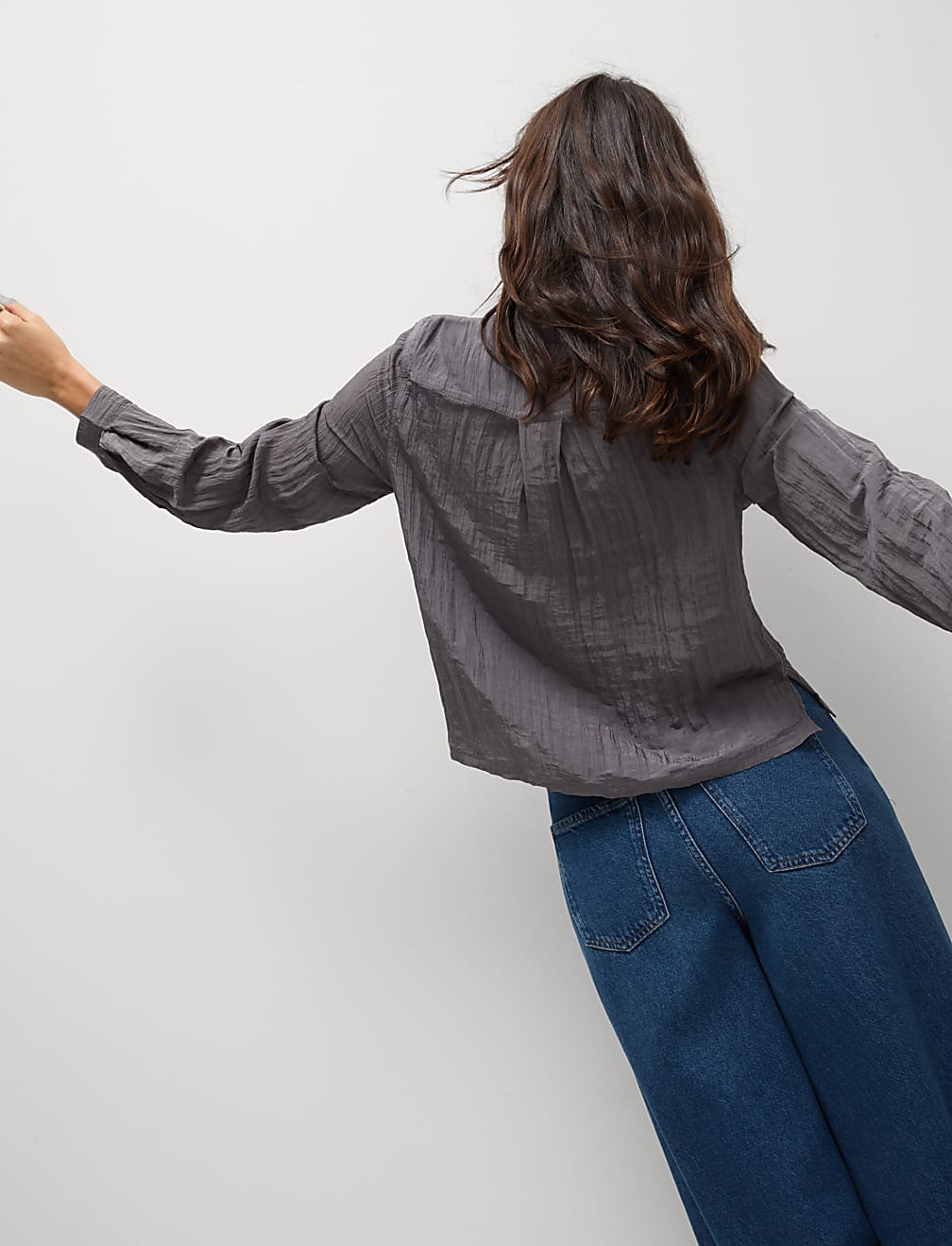 Cropped Textured Collared Shirt