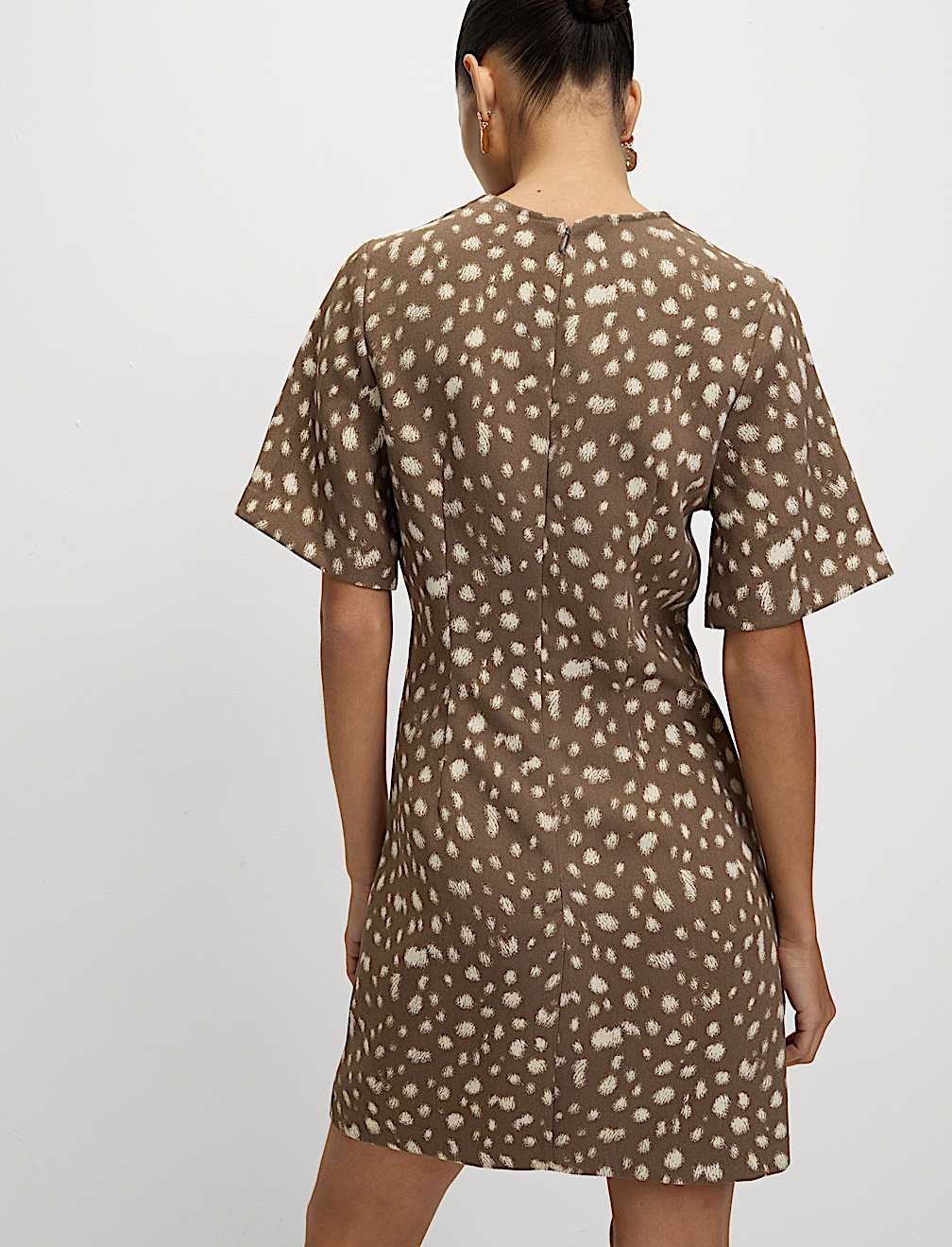 Animal Print Round Neck Mini Shift Dress
