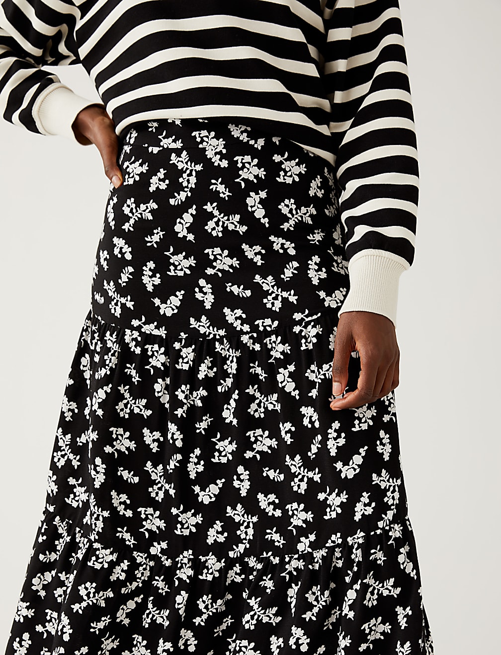 Printed Midaxi Tiered Skirt