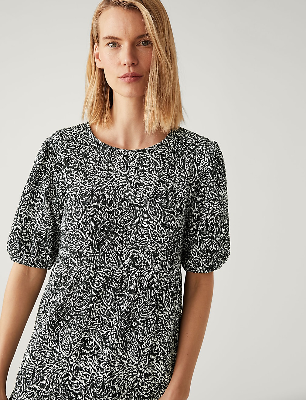 Jersey Printed Textured Tiered Dress