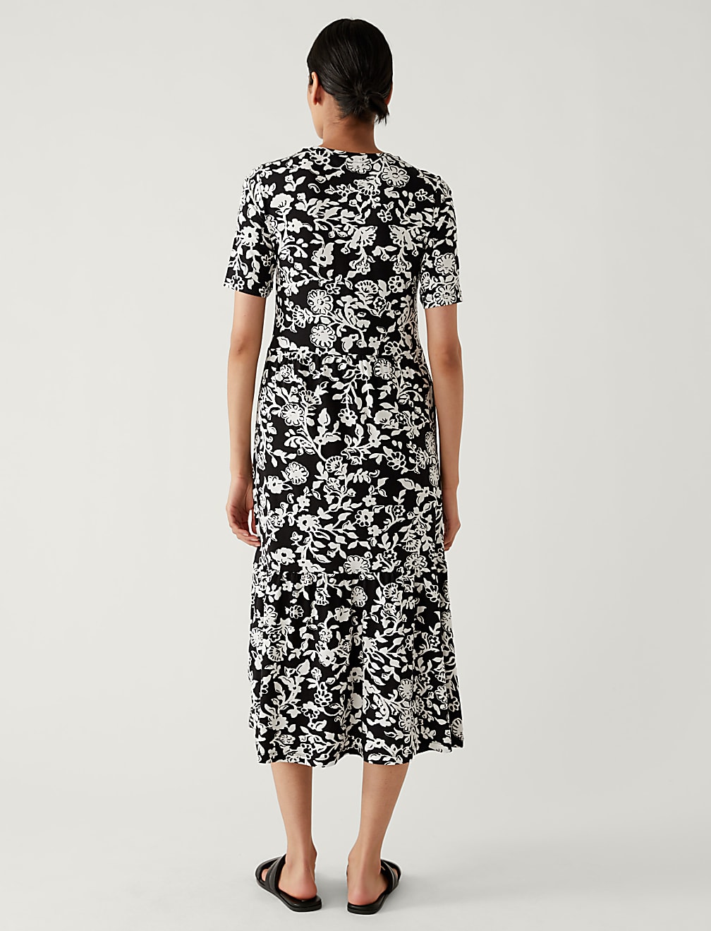 Jersey Printed Round Neck Midi Tiered Dress