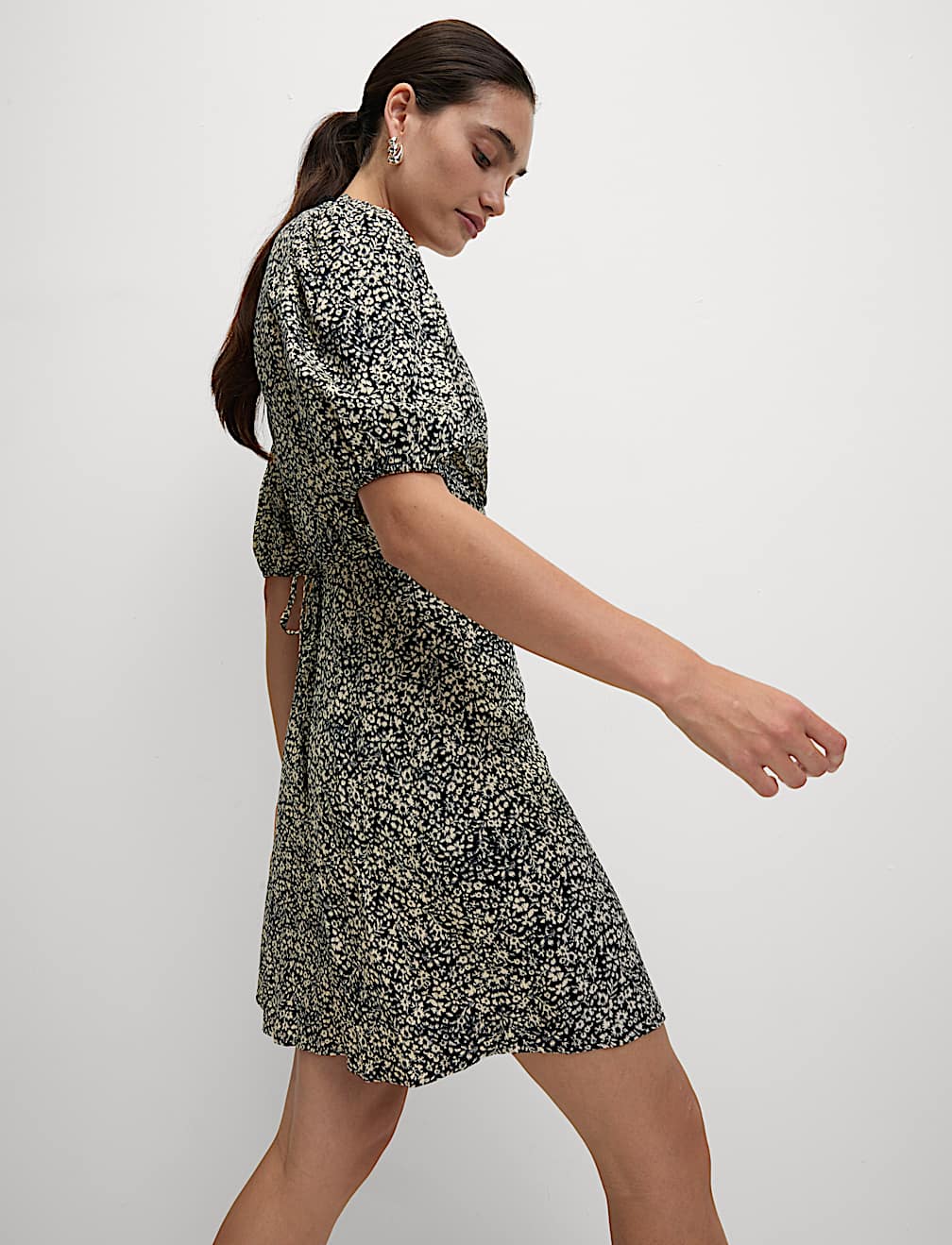 Printed V-Neck Tie Waist Mini Tea Dress