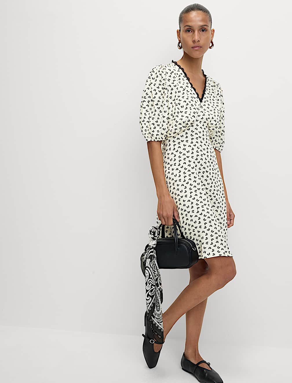 Printed V-Neck Tie Waist Mini Tea Dress