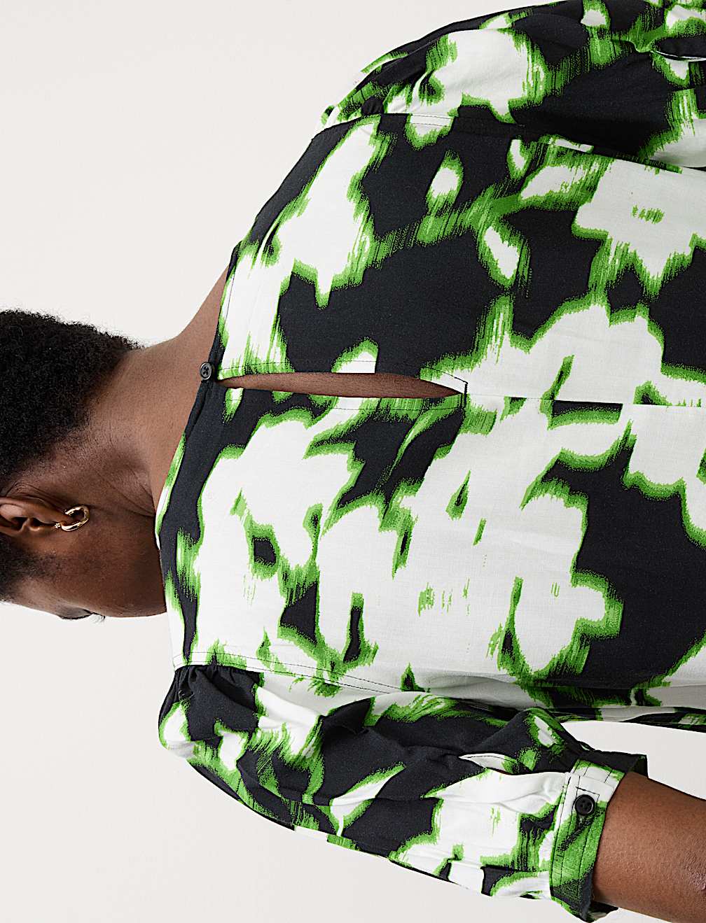 Printed Puff Sleeve Blouse