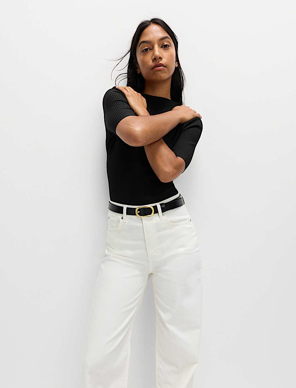 Ribbed Round Neck 3/4 Sleeve Top