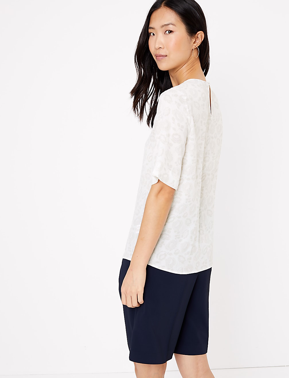 Floral Pleat Front Short Sleeve Blouse