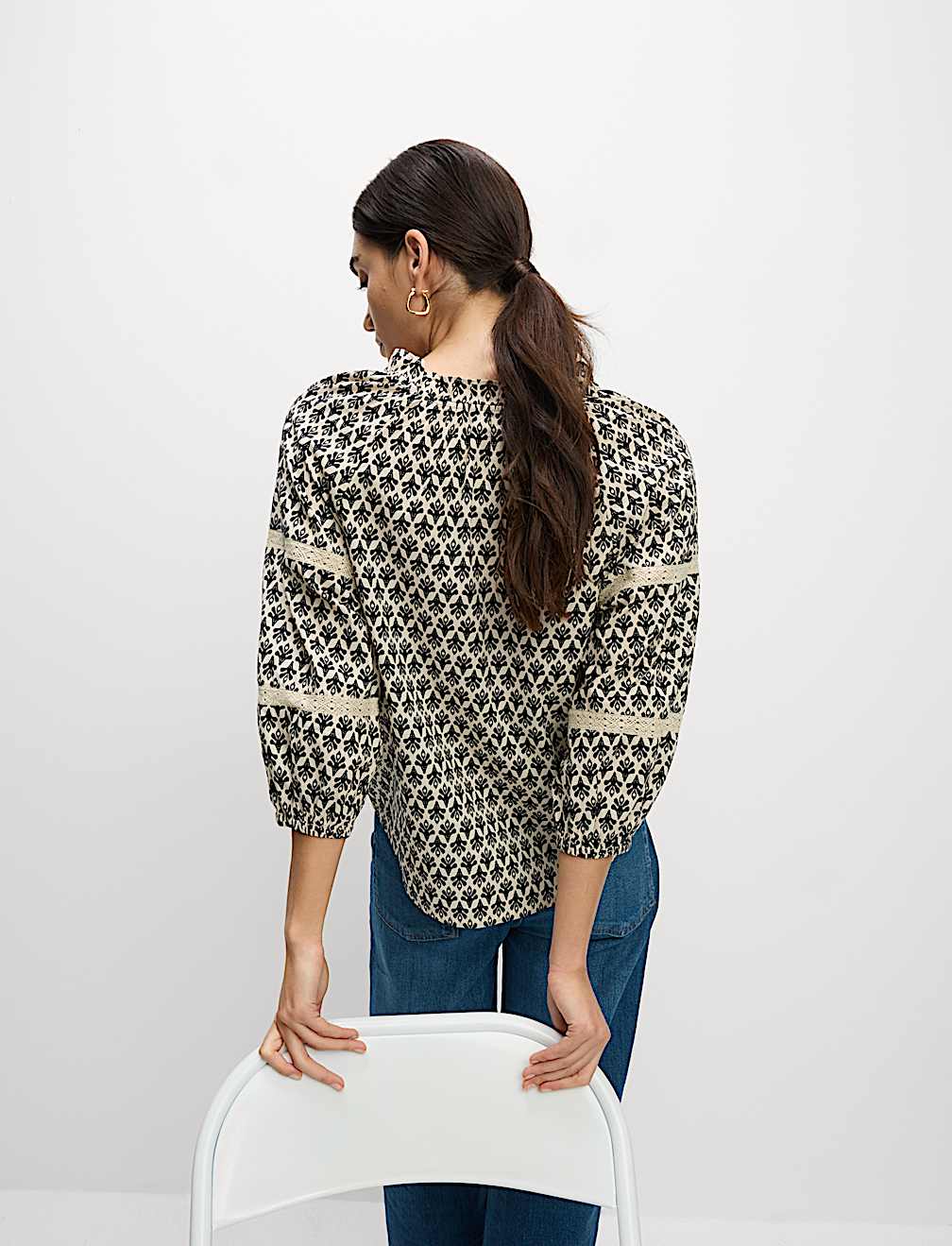 Pure Cotton Printed Notch Neck Puff Sleeve Blouse