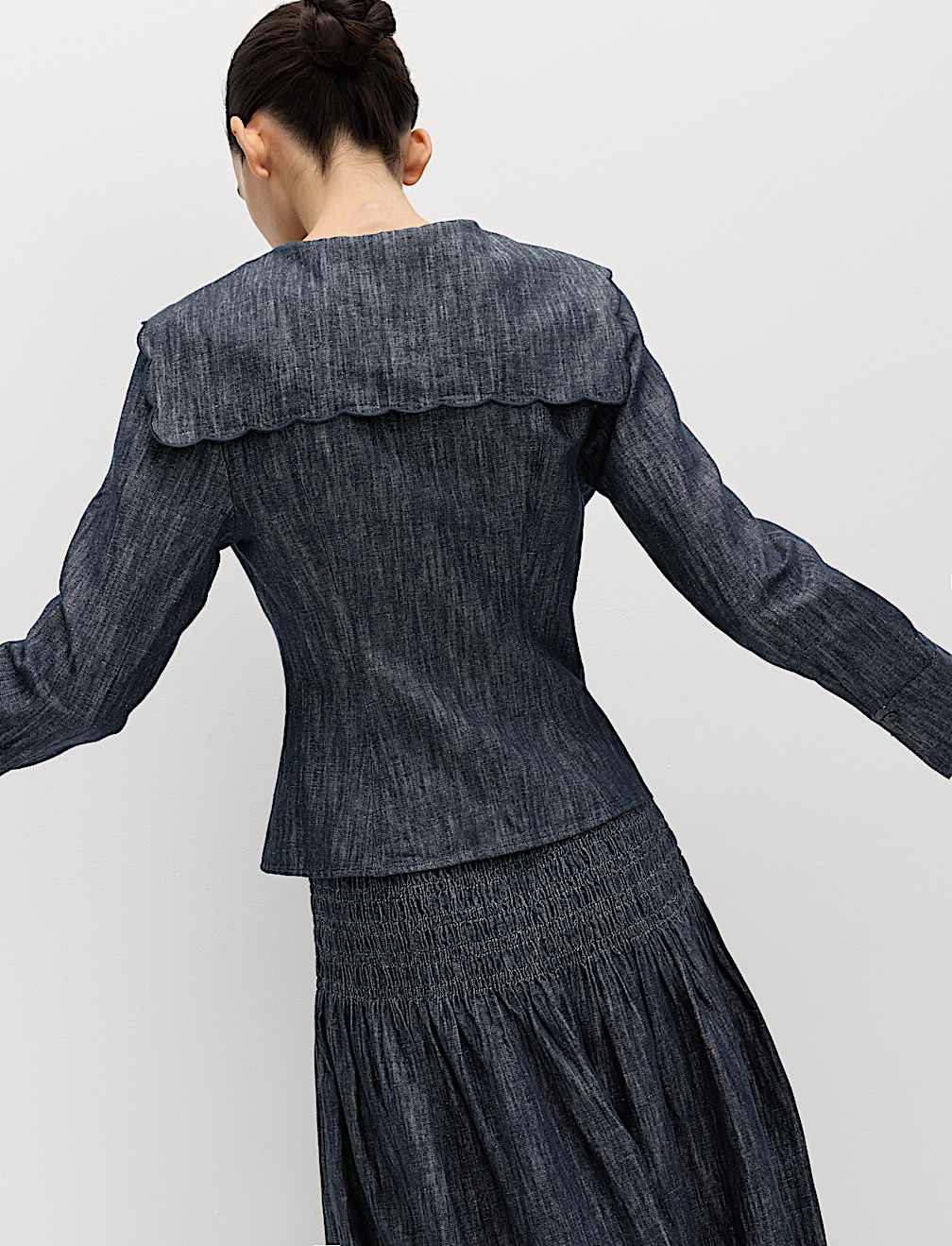 Linen Blend Denim Scallop Collar Shirt