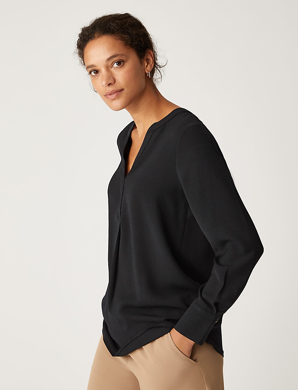 V-Neck Long Sleeve Popover Blouse