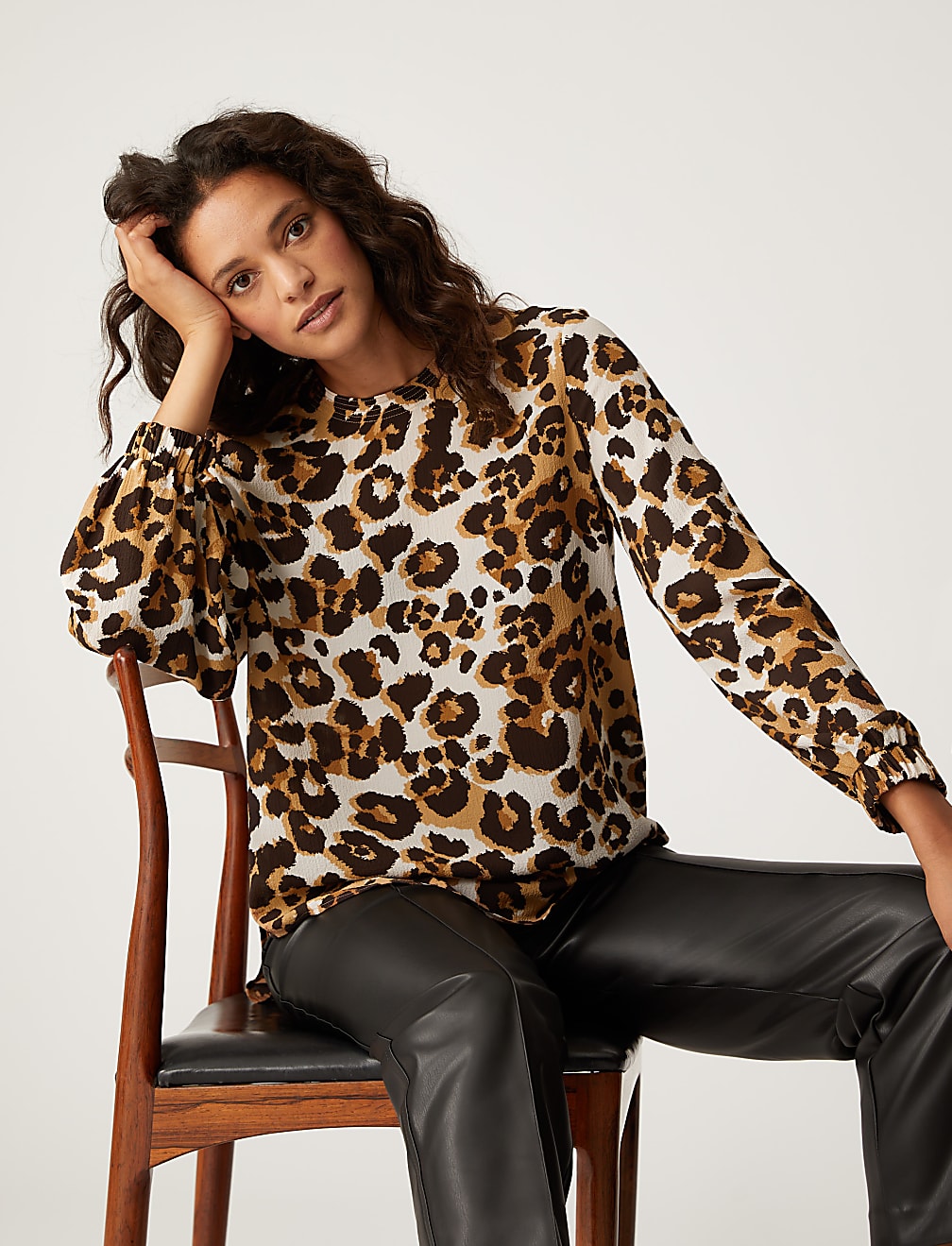 Animal Print Round Neck Long Sleeve Top