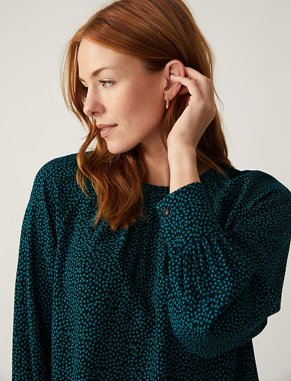 Printed Round Neck Long Sleeve Top