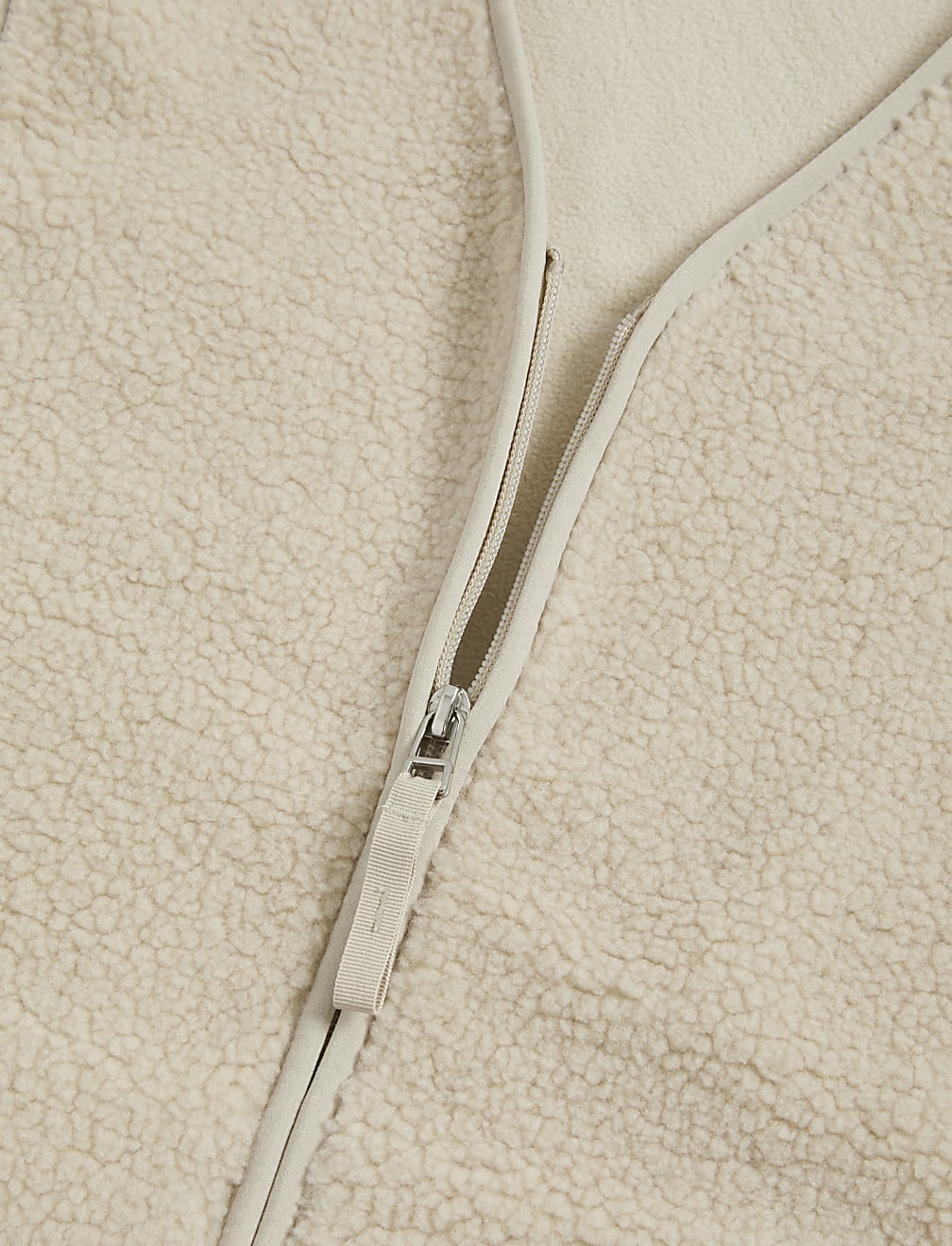 Borg Lightweight Collarless Gilet