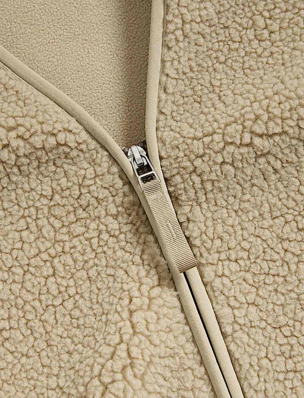 Borg Lightweight Collarless Gilet