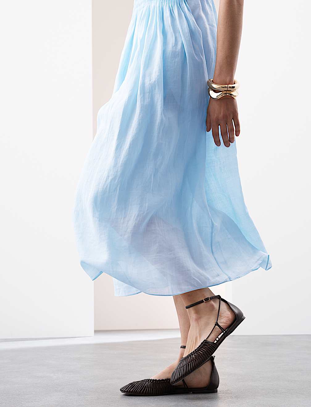 Pure Ramie Round Neck Pintuck Midi Shirred Dress