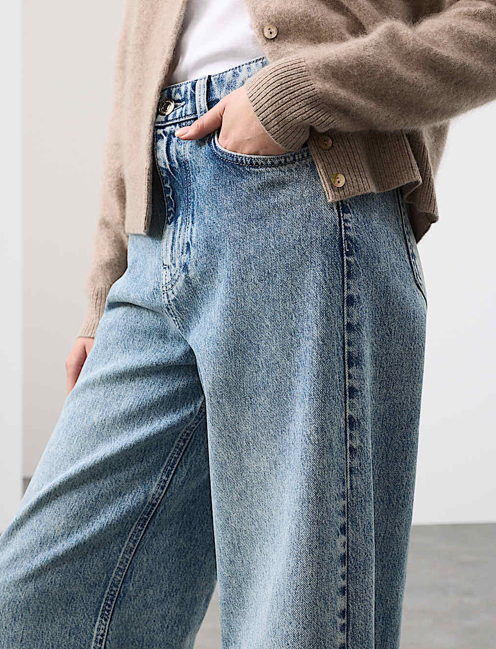 High Waisted Wide Leg Jeans