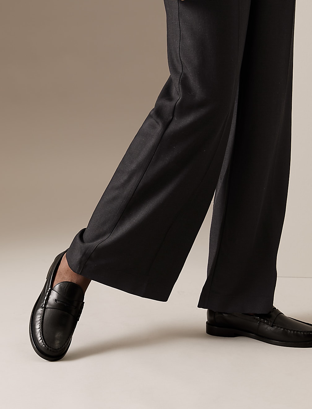 Pleat Front Wide Leg Trousers with Wool
