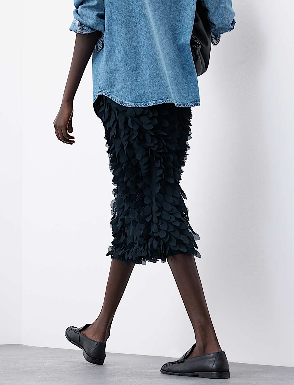 Textured Midi Straight Skirt