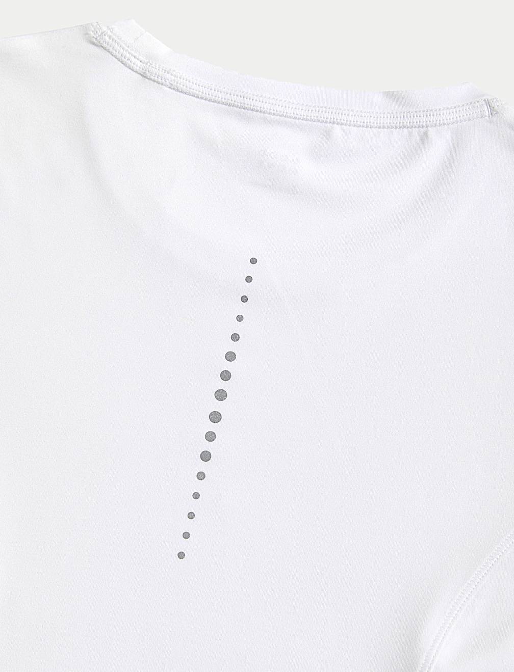 Scoop Neck Short Sleeve T-Shirt