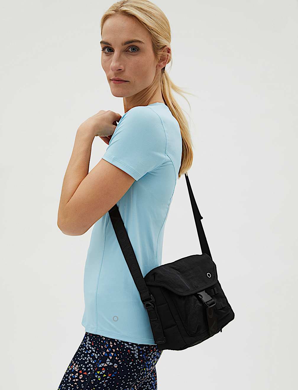 Scoop Neck Short Sleeve T-Shirt
