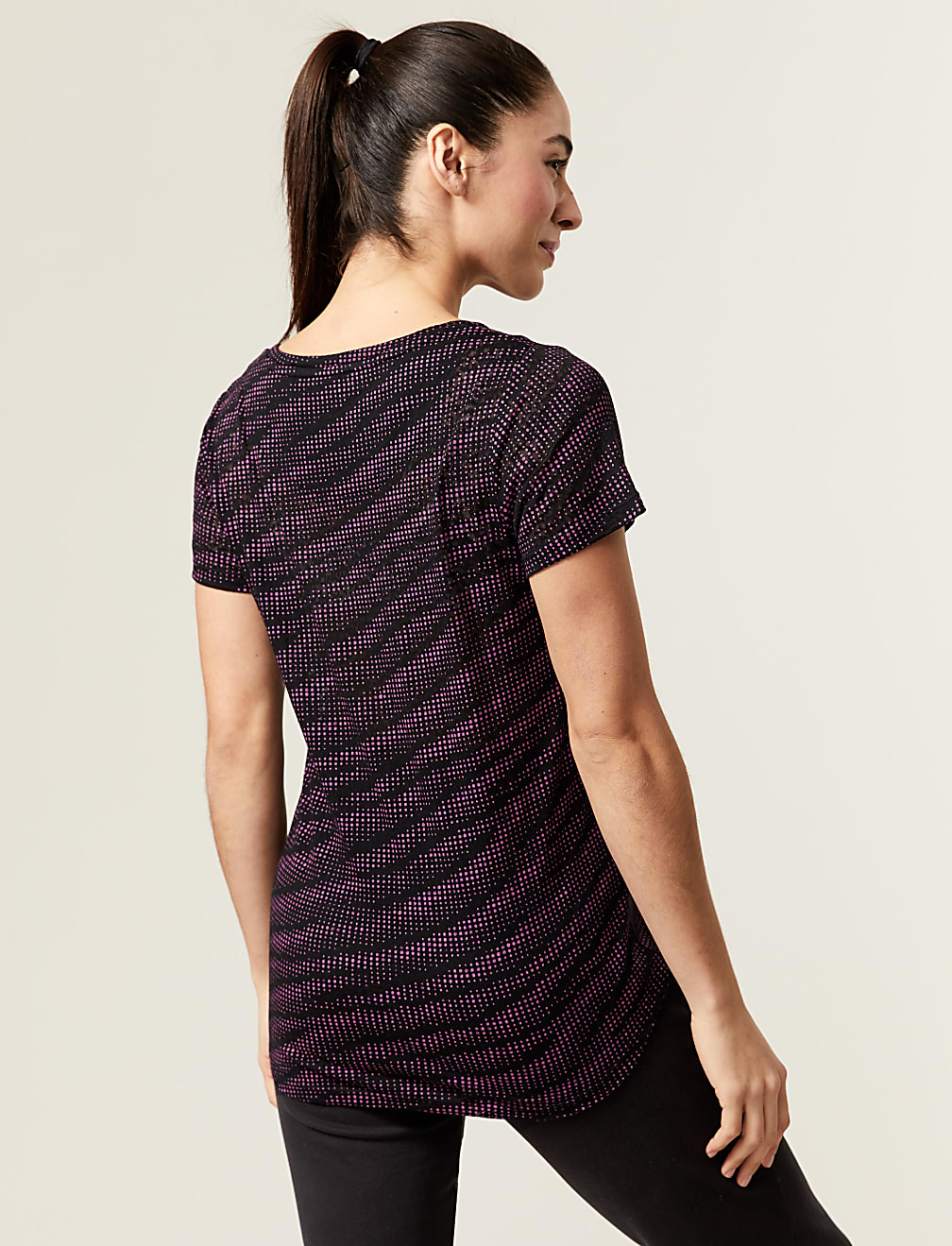 Lightweight Printed Scoop Neck T-Shirt
