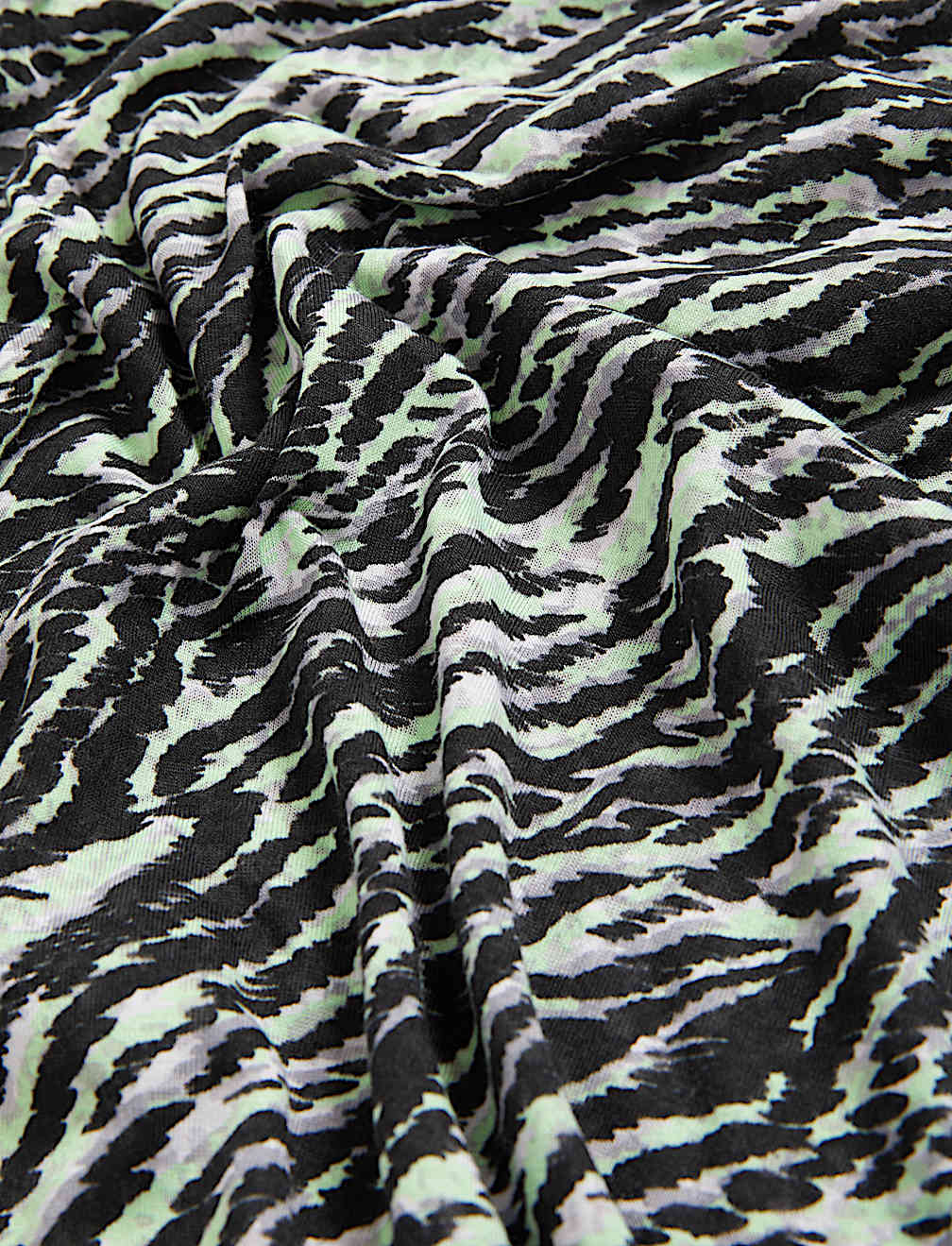 Printed Scoop Neck 2-in-1 T-Shirt