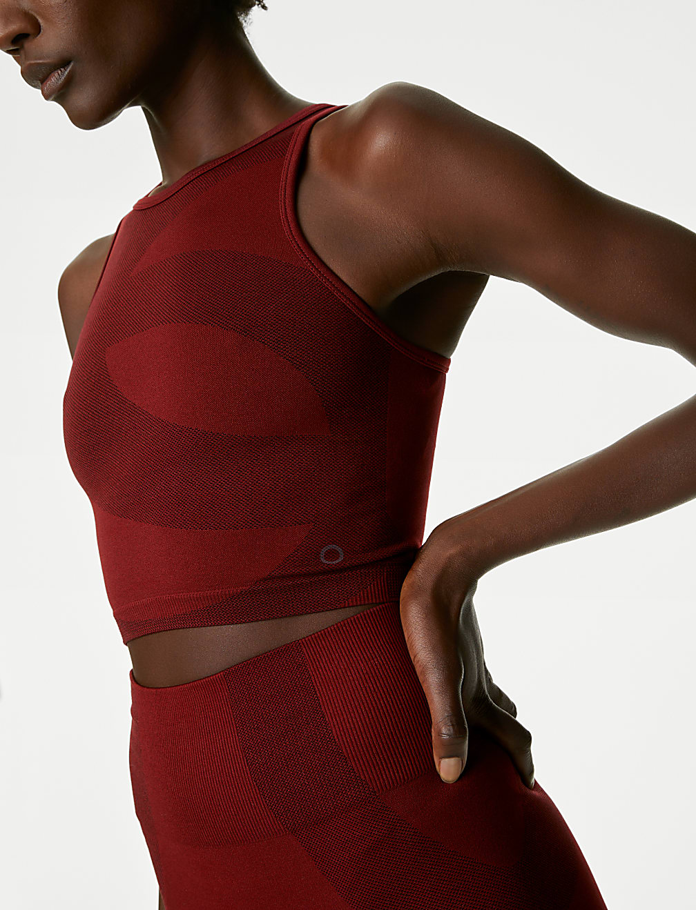 Scoop Neck Seamless Fitted Crop Top