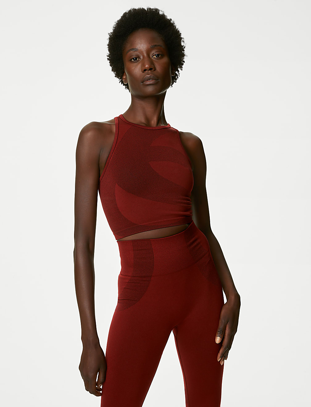 Scoop Neck Seamless Fitted Crop Top
