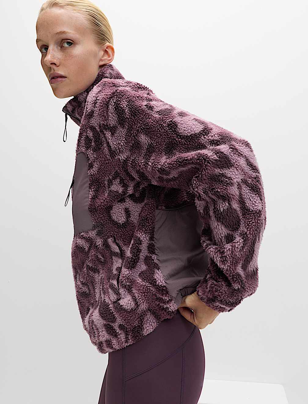 Borg Printed Funnel Neck Zip Up Fleece Jacket