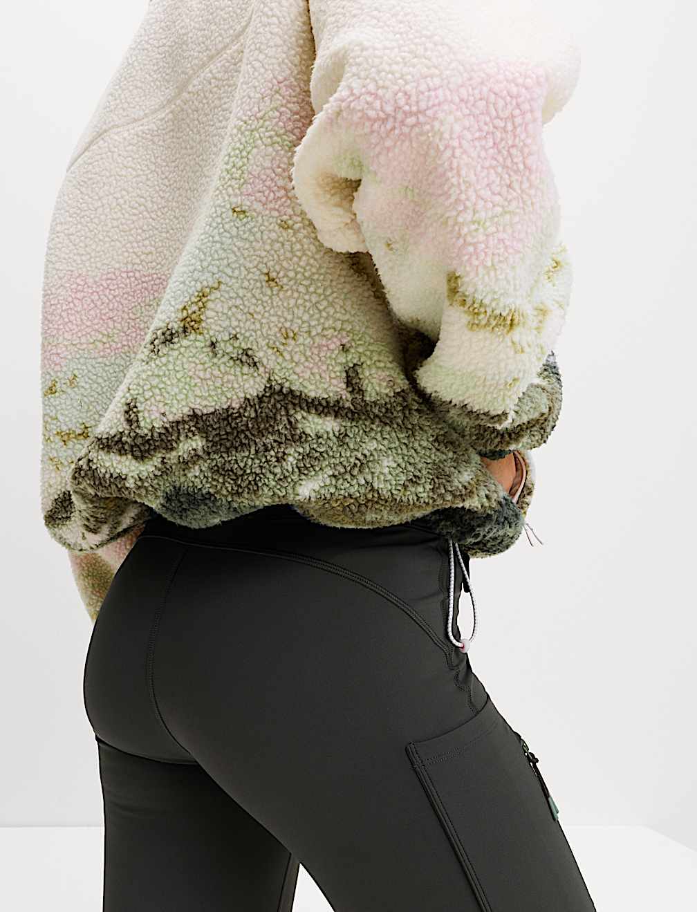Borg Printed Funnel Neck Fleece Jacket