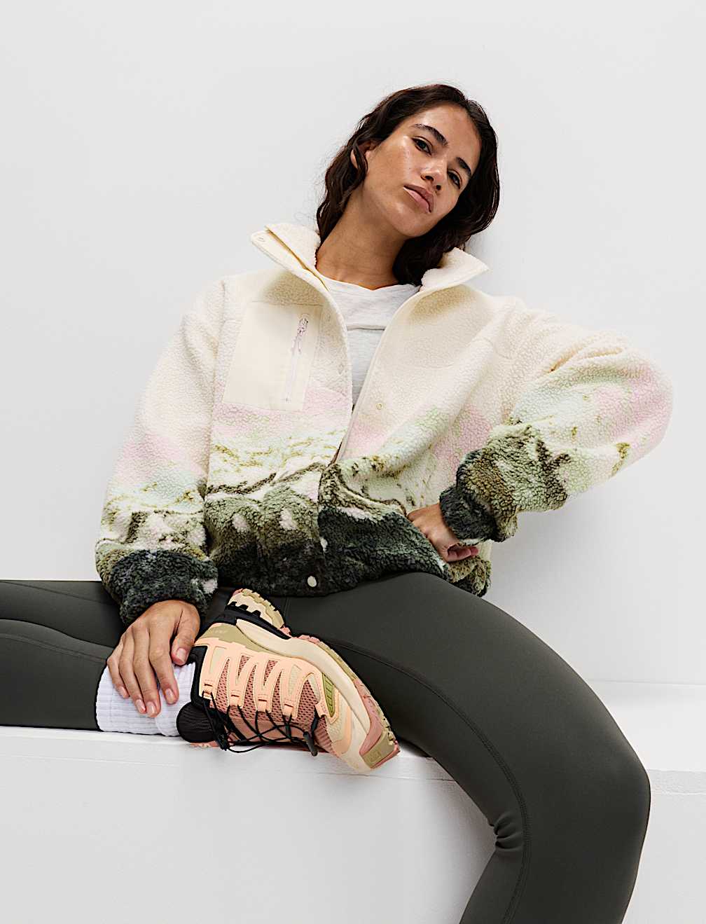 Borg Printed Funnel Neck Fleece Jacket