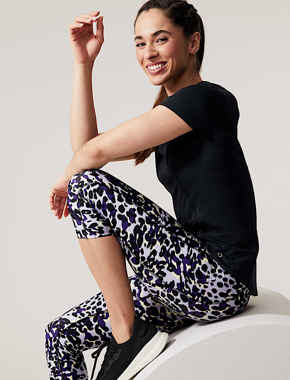 Go Move Printed Cropped Gym Leggings