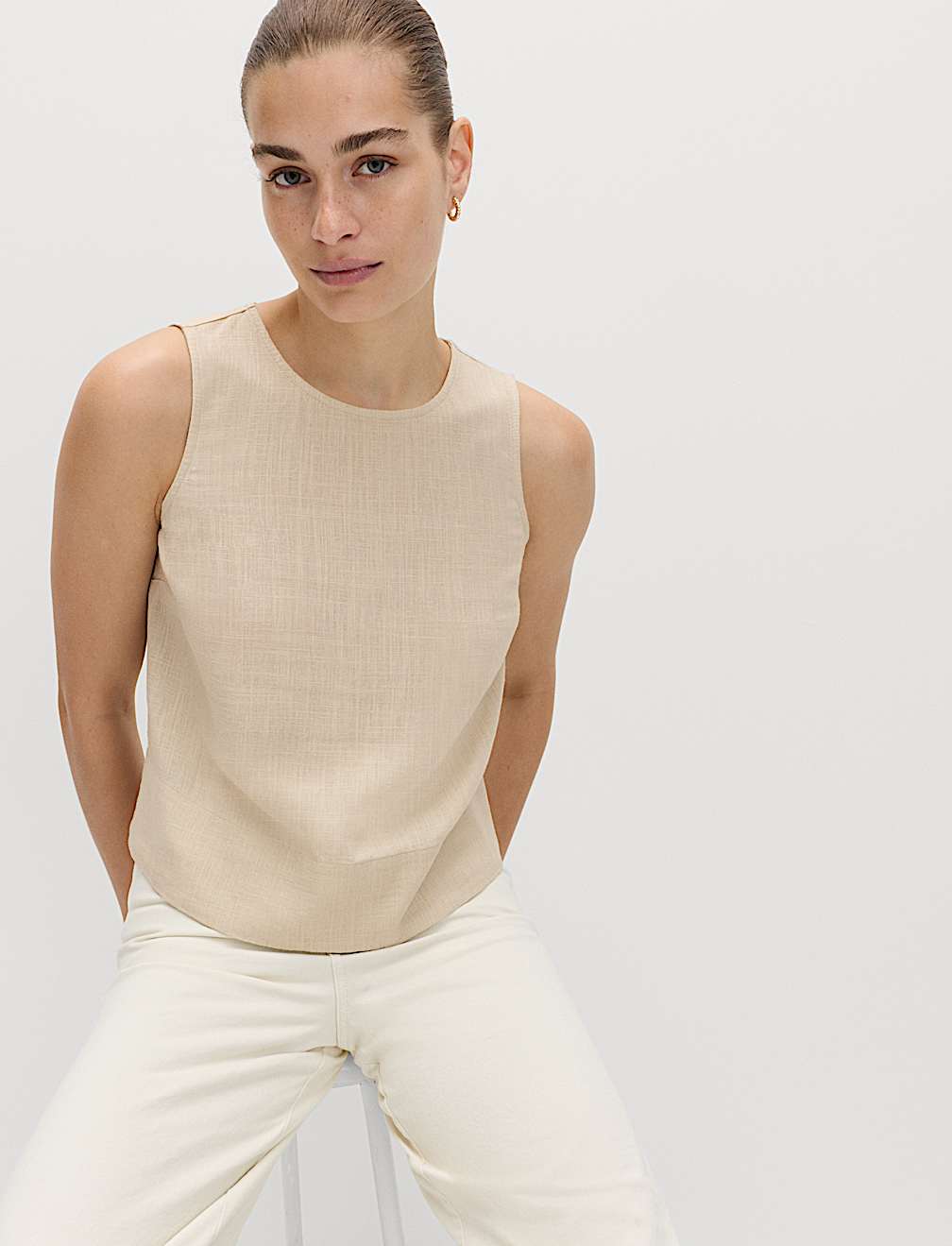 Vest with Linen