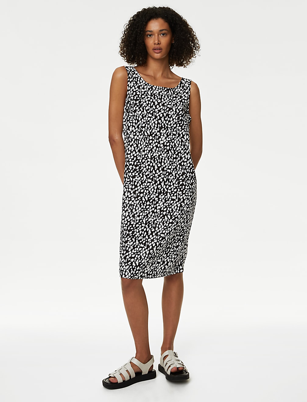 Linen Rich Printed Round Neck Shift Dress