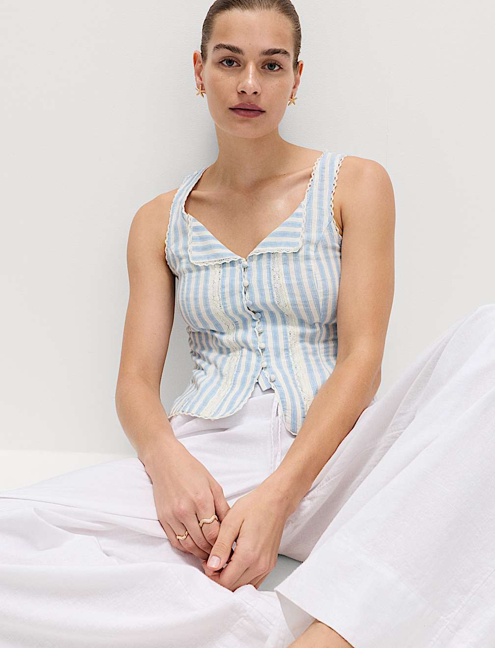 Linen Rich Lace Insert Top