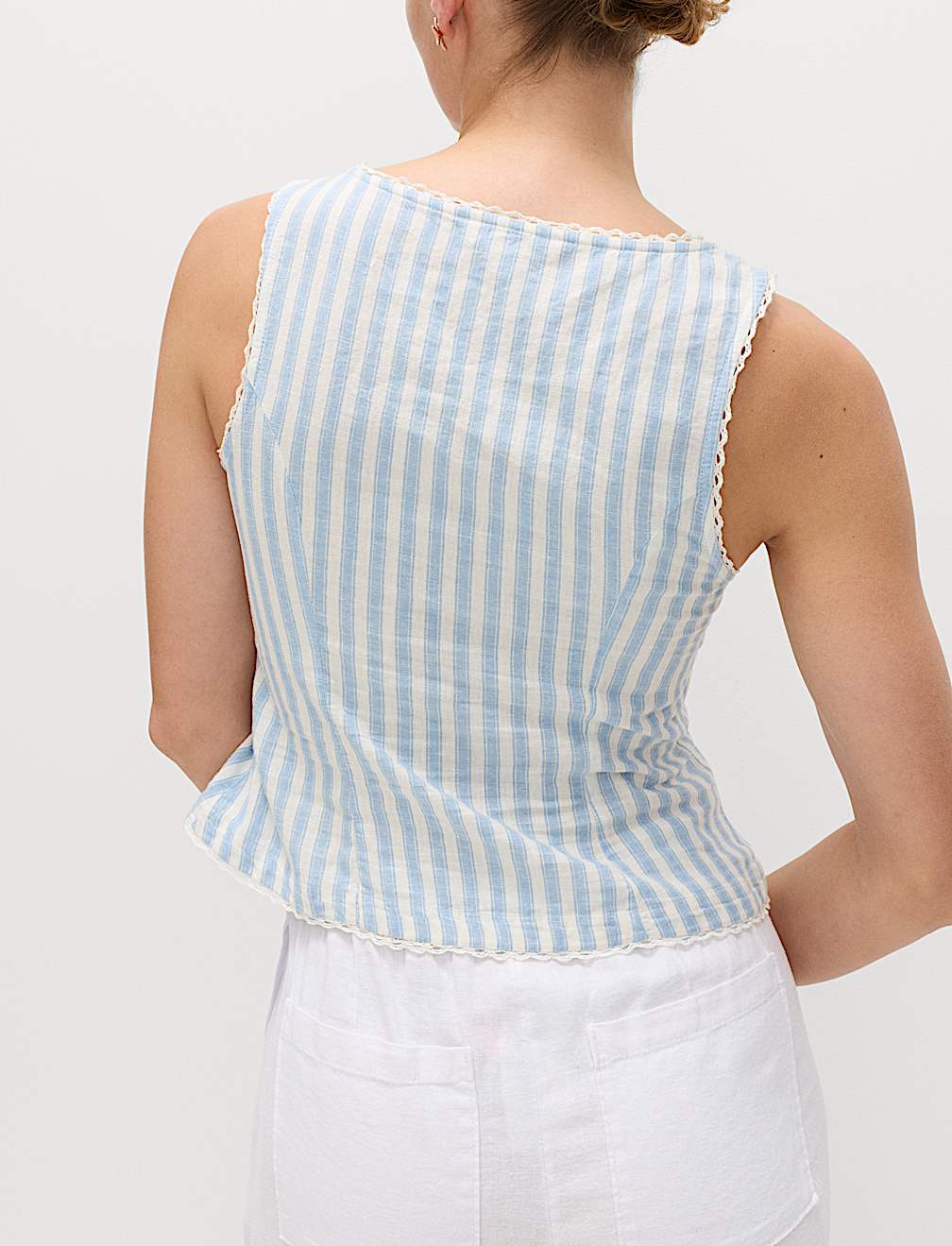 Linen Rich Lace Insert Top