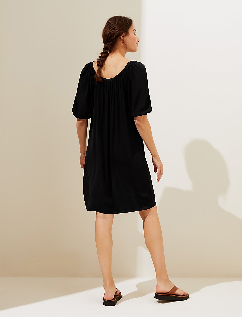 Bardot Short Sleeve Knee Length Dress