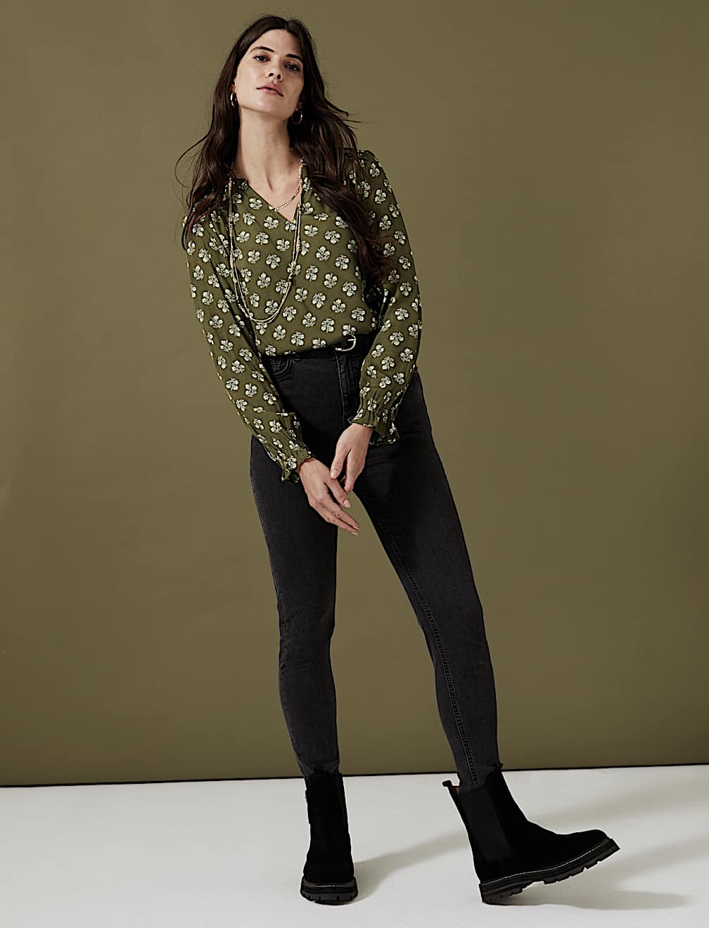 Floral Notch Neck Popover Blouse